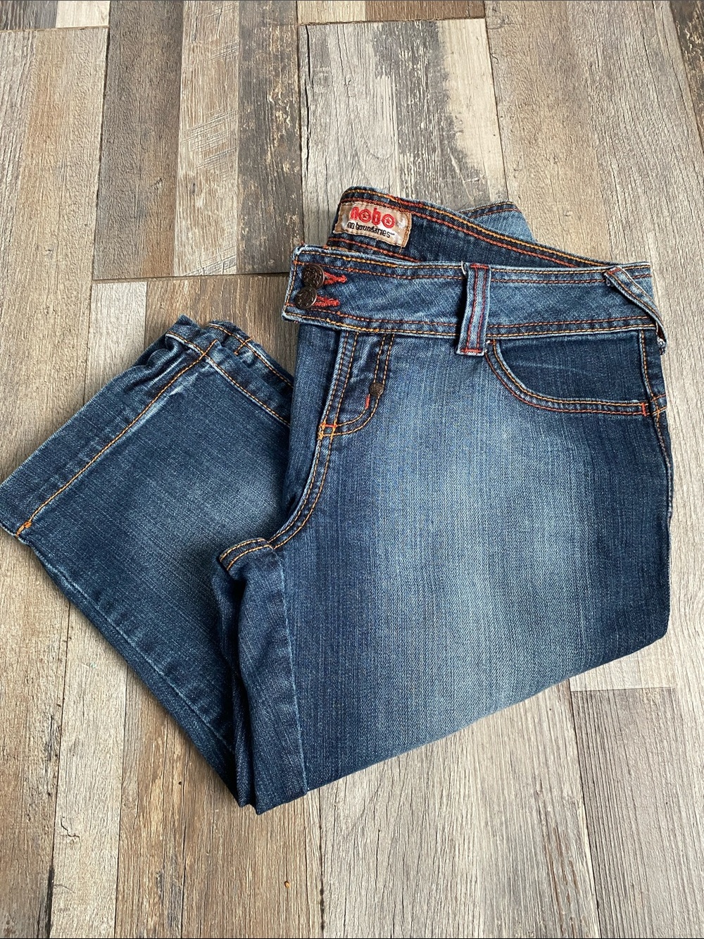 NOBO Medium Wash Cropped Capri Jeans